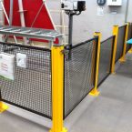 Saw machine low height mesh Safety barrier